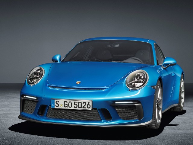 Porsche 911 GT3 Touring 911 GT3 z pakietem Touring można już zamawiać. Model kosztuje – podobnie jak 911 GT3 – 788 960 zł z VAT.Fot. Porsche