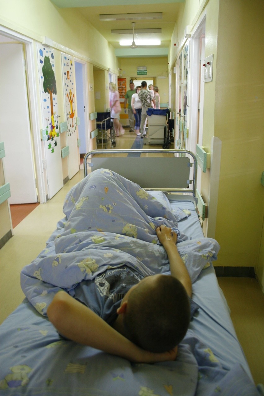 Rodzice będą zwolnieni z opłat za pobyt z dzieckiem w szpitalu. Sejm przegłosował nowelizację ustawy