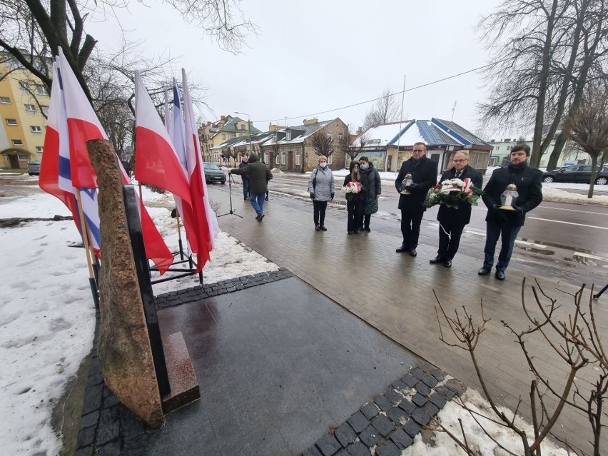 W Suwałkach uczczono pamięć ofiar Holocaustu. Prezydent złożył kwiaty pod obeliskiem