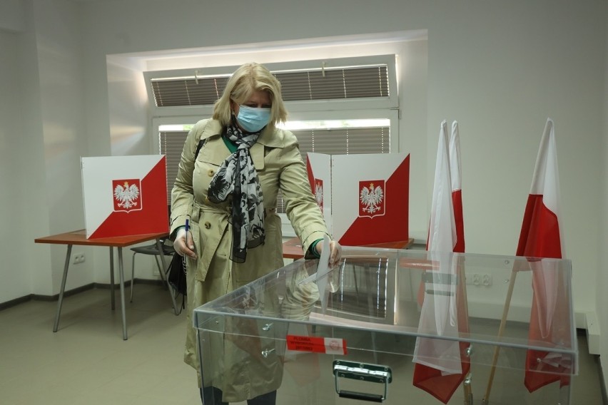 Dolny Śląsk: Trwają wybory. Mimo koronawirusa