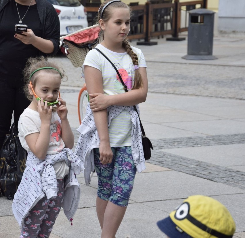 Świetna zabawa na festynie "Społem" na kieleckim Rynku 