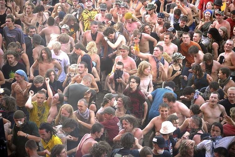 Piątkowe zdjecia z Przystanku Woodstock 2008. (Fot....
