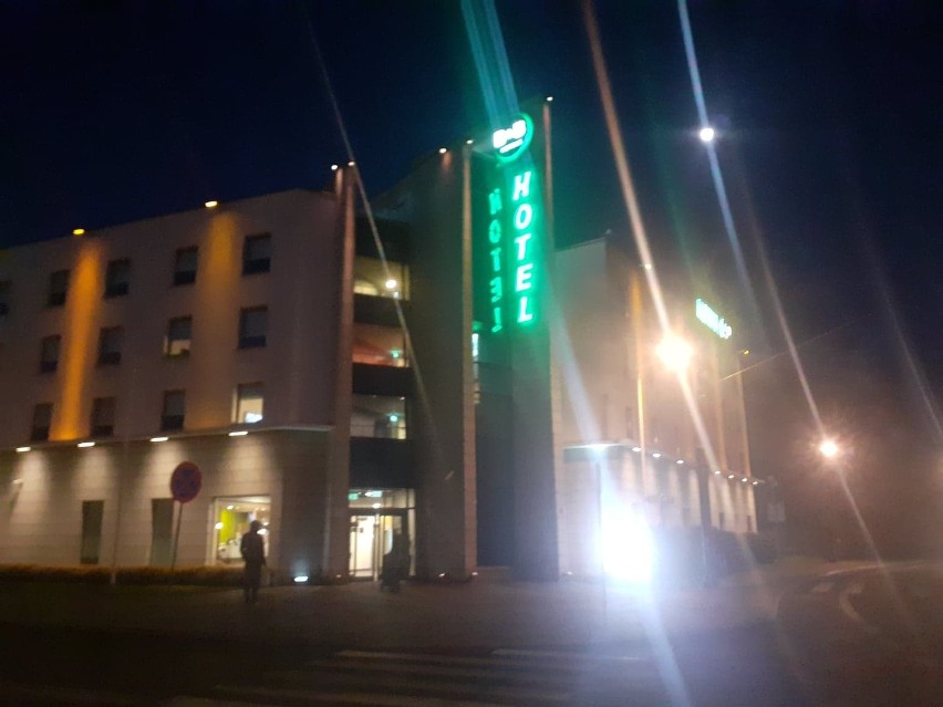 Noc z 30 na 31 stycznia ub.r Tomasz L. spędzał w hotelu przy...