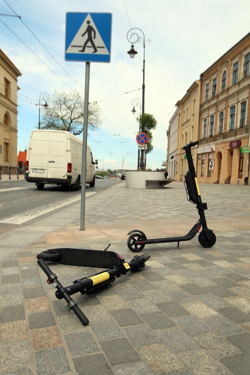 Rowery miejskie w Lublinie uziemione, a hulajnogi i skutery jeżdżą