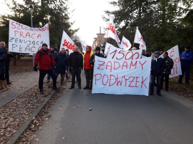 Pracownicy niemedyczni Szpitala dla Nerwowo i Psychicznie Chorych w Starogardzie Gd. domagają się podwyżek