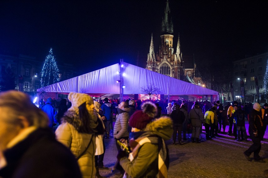 Sylwester 2016 na Rynku Podgórskim w Krakowie [ZDJĘCIA, WIDEO]