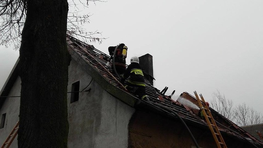 Jedna osoba zginęła w pożarze domu.