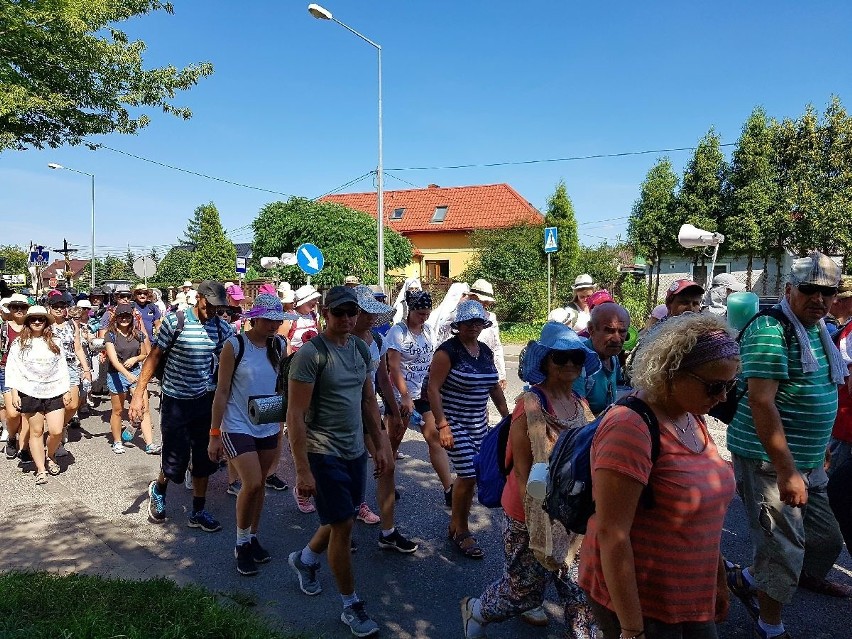 Lubelska Pielgrzymka na Jasną Górę w gościnnym powiecie ostrowieckim