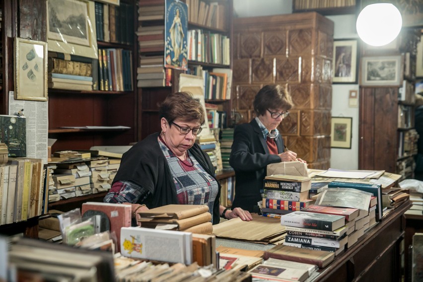 Ostatnia prywatna wypożyczalnia książek w Krakowie kończy działalność