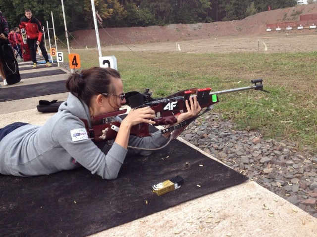 Dagmara Gerasimuk ma 35 lat. Uprawiała biathlon, później była sekretarzem generalnym PZBiath.