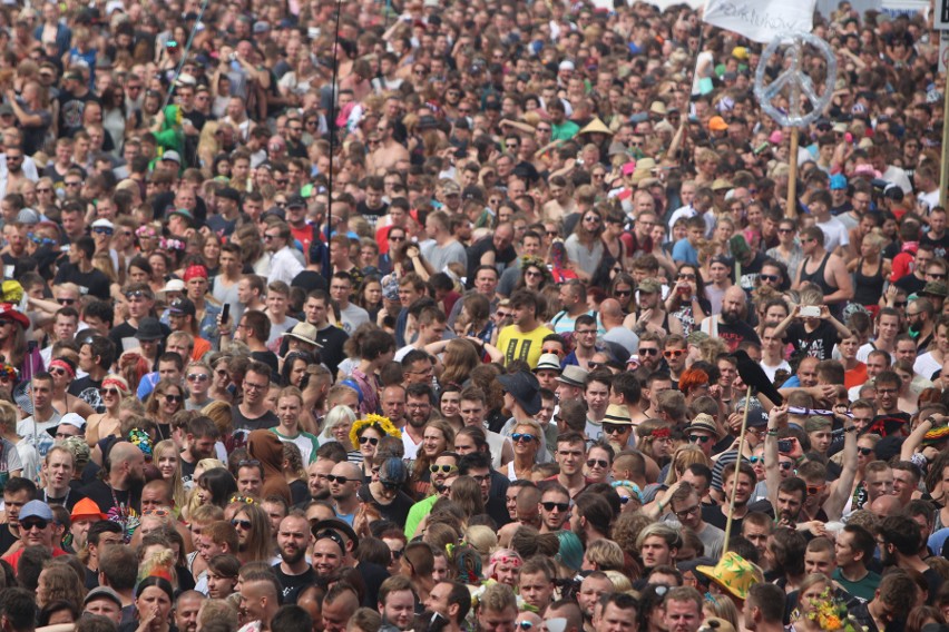 Punktualnie o 15.00 w Kostrzynie nad Odrą rozpoczął się...