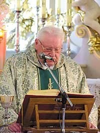 Ks. Piotr Łada swoje ostatnie nabożeństwo jako proboszcz odprawił w intencji wszystkich rodzin w parafii Rzekuń