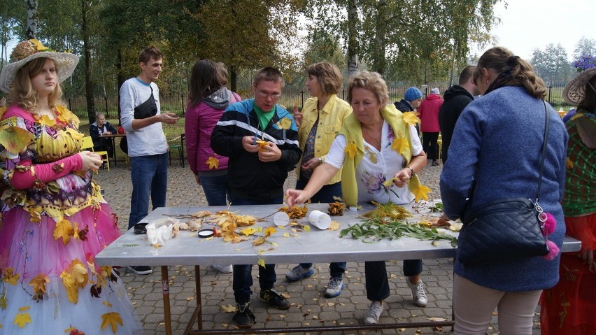 Święto Pieczonego Ziemniaka w Specjalnym Ośrodku Szkolno-Wychowawczym w Skierniewicach [ZDJĘCIA]