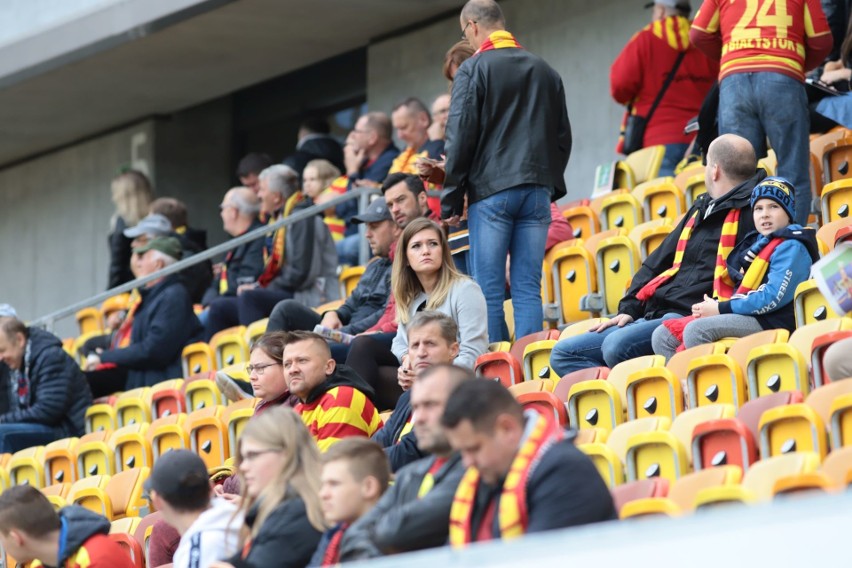 One kibicują Jagiellonii Białystok. Te piękne kobiety można spotkać na stadionie przy ul. Słonecznej [ZDJĘCIA]