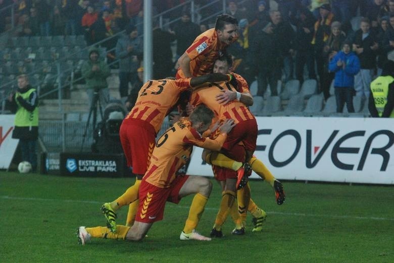 Korona Kielce - Pogoń Szczecin 4:1