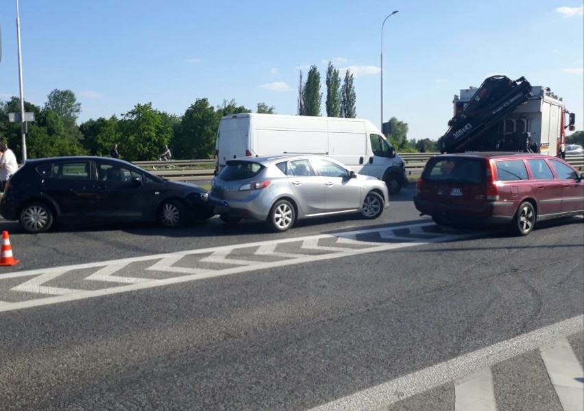 Wypadek na al. Krzywoustego we Wrocławiu 2.06.2021