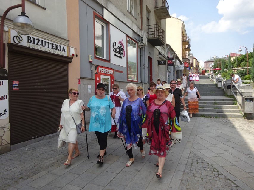 VIII Ostrowieckie Senioralia – Rozwijaj się póki sił i czasu...” [ZDJĘCIA]