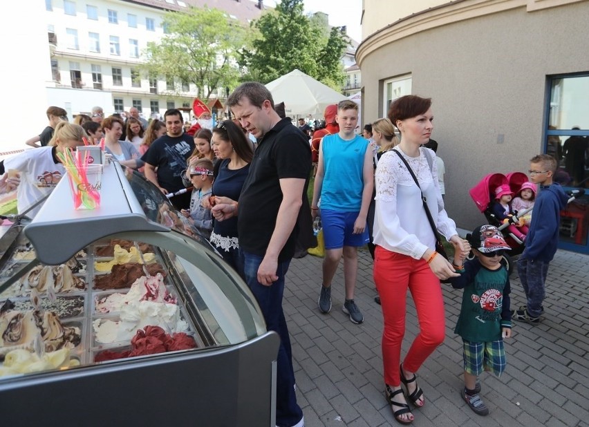 Szczecin: Niecodzienny zlot niecodziennych pacjentów oddziału "Św. Mikołaja" [ZDJĘCIA, WIDEO]