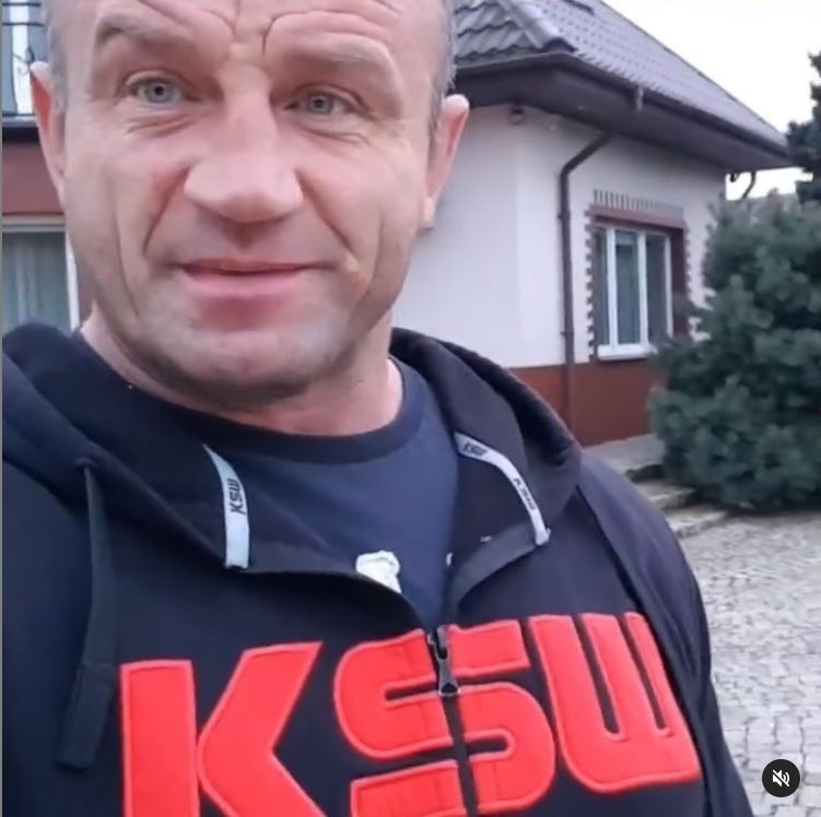 Oczywiście, w domu Mariusza Pudzianowskiego nie może...