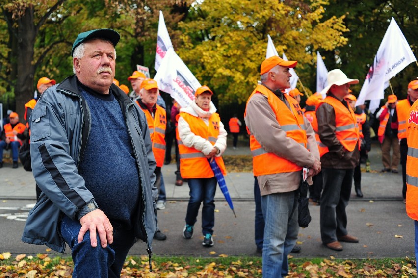 Protest górników w Warszawie. Demonstracja związkowców z...