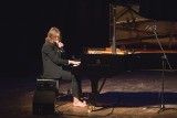 Blog 54. Festiwalu Pianistyki Polskiej. Odcinek 2 – Leszek Możdżer, czarodziej z krainy muzyki 