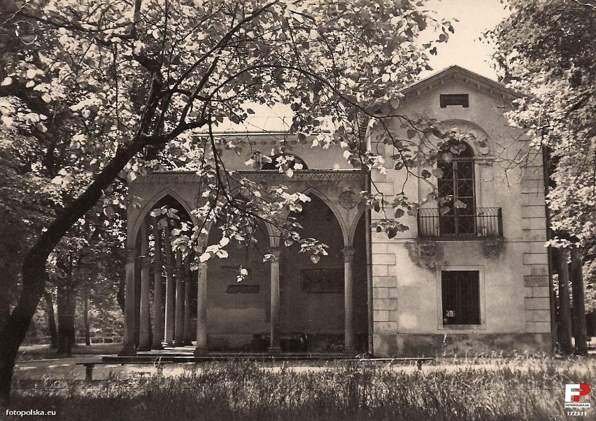 Muzeum Czartoryskich w Puławach. Unikatowe zdjęcia Domu Gotyckiego z XIX i XX wieku. Zobacz koniecznie