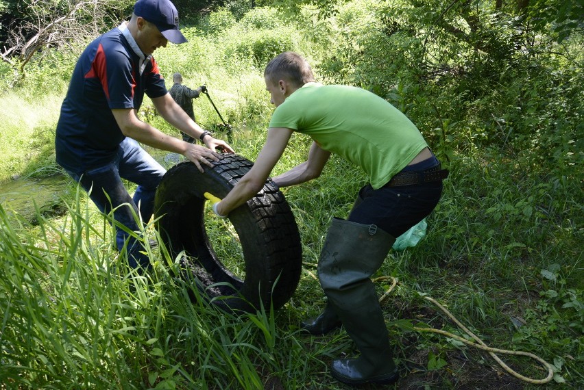W sobotę poznaniacy sprzątali okolice rzeki Główna