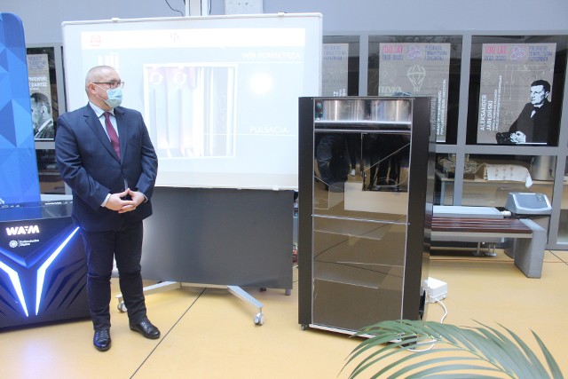 Naukowcy z Politechniki Śląskiej stworzyli oczyszczacz powietrza dla szpitali i szkół. Zobacz zdjęcia >>>