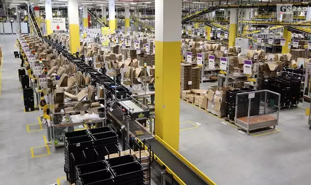 W Centrum  pracuje już kilkaset osób. Docelowo Amazon chce zatrudnić tysiąc pracowników