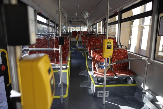 Mieszkańcy Głuchołaz w autobusach miejskich nie muszą kasować biletów.
