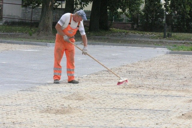 Kierowcy mają tutaj do dyspozycji 80 miejsc parkingowych.