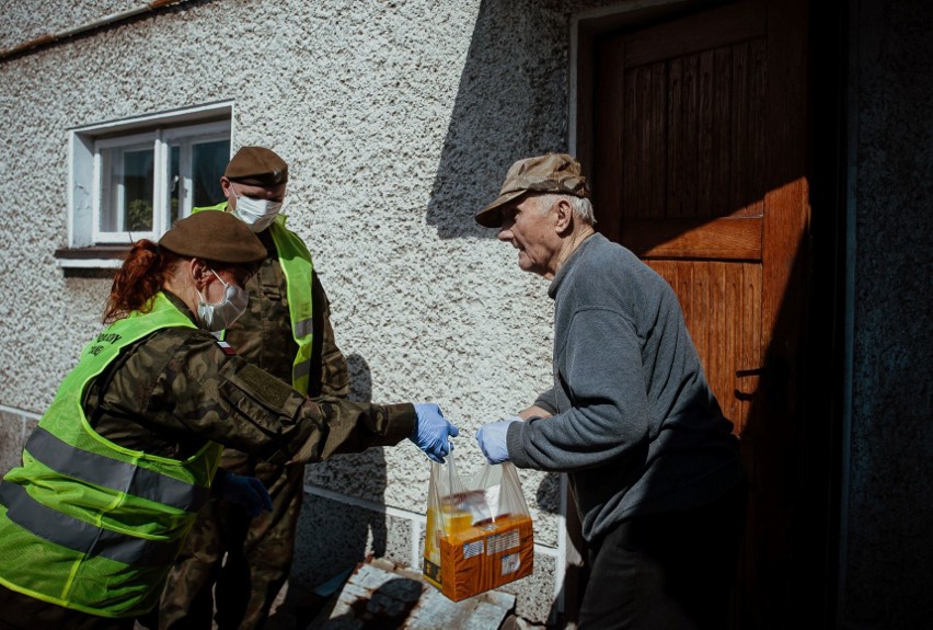 Terytorialsi z Podkarpacia w służbie kombatantom i osobom starszym w czasie epidemii koronawirusa