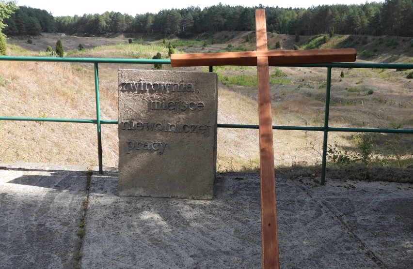 Upamiętnienie ofiar karnego obozu pracy Treblinka I. Uroczystość patriotyczno-religijna odbyła się 3.09.2022. Zdjęcia