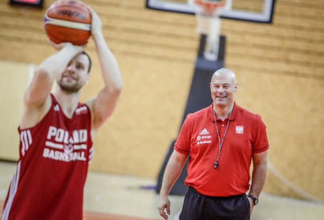 11.09.2018 gdansk.  hala ergo arena. sala treningowa.   reprezentacja  polski w koszykowce mezczyzn.  trening przed meczami eliminacyjnymi z wlochami i chorwacja. nz. mike taylor - trener fot. karolina misztal / polska press/dziennik baltycki