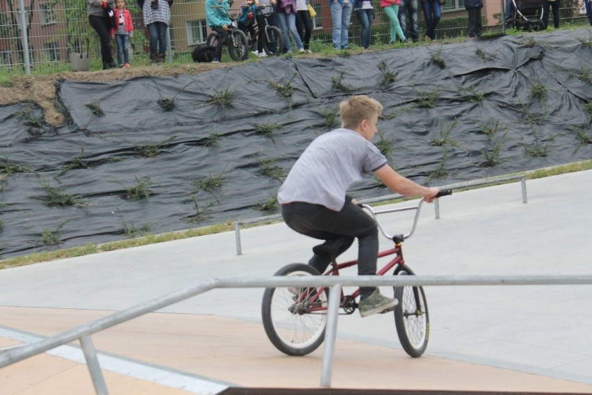 Pokaz ekstremalnej jazdy na skateparku [FOTO]