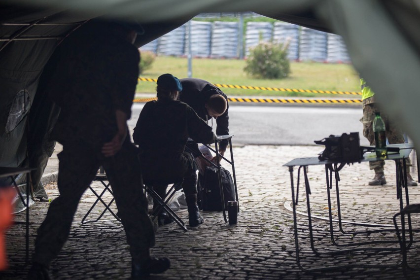 Więcej wojska w wojsku. Niebieskie berety wcielają do dobrowolnej zasadniczej służby 