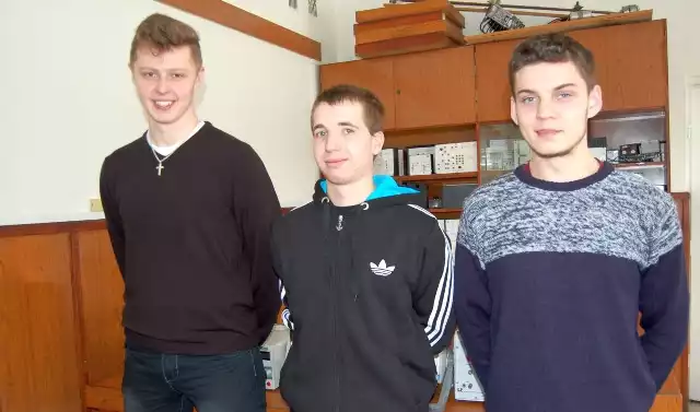 Grzegorz Rychlak, Konrad Szabat i Kamil Wdowiak to finaliści olimpiady  z Regionalnego Centrum Edukacji Zawodowej