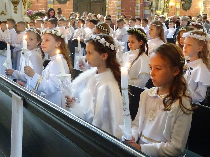 I Komunia Św. w kościele pw. Wniebowzięcia Najświętszej...