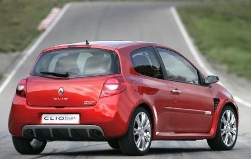 Usportowione Clio III