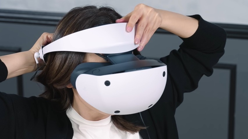 Niezwykle ważne jest prawidłowe umiejscowienie gogli PS VR2...