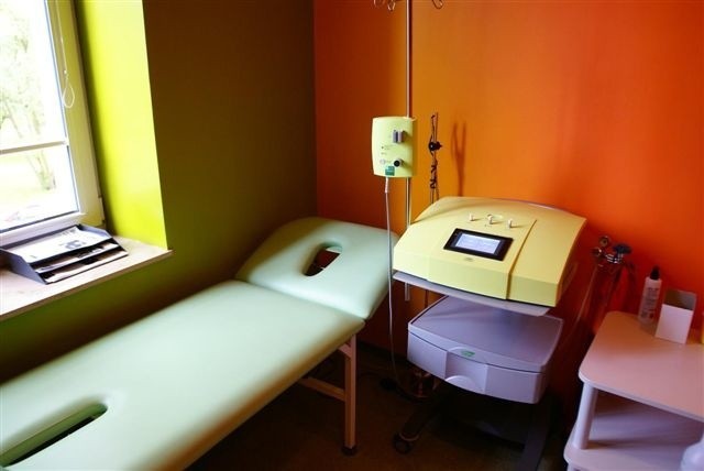Stanowisko z aparatura do ozonoterapii w Klinice Zdrowego Człowieka Ener Vita w Kielcach