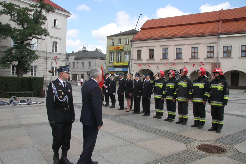 Strażacy z Kielc otrzymali nowoczesny sprzęt do ratowania ludzi [WIDEO, ZDJĘCIA]