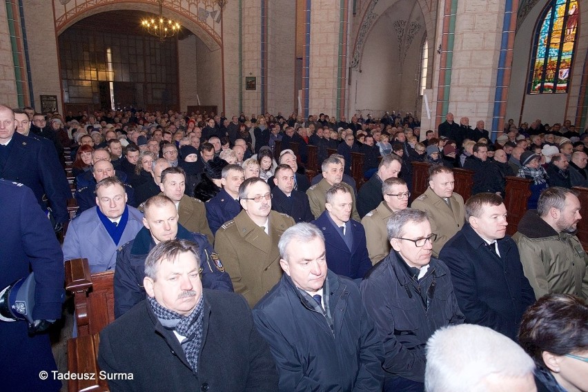 Stargard bez prezydenta. Ostatnie pożegnanie: msza w kolegiacie, kondukt żałobny, pogrzeb [zdjęcia]