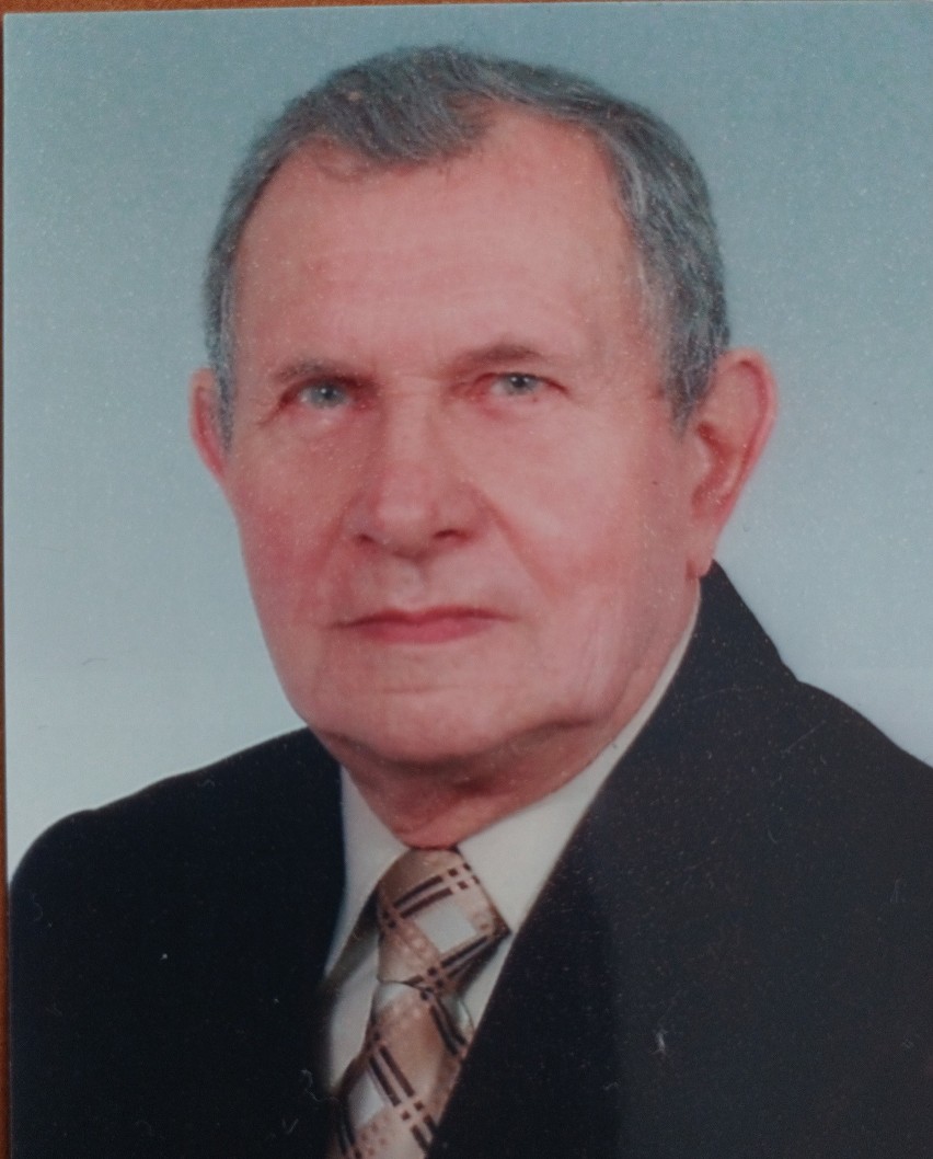 Jerzy Gruszczyński na współczesnym zdjęciu legitymacyjnym