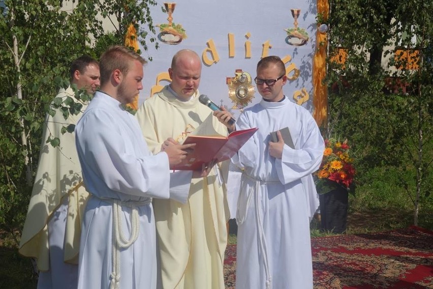 Boże Ciało w Jastrzębiu: Tłumy na procesji