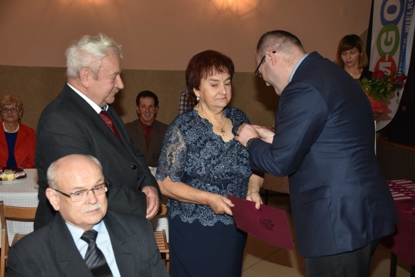 Pary z gminy Janowiec Wlkp. mają medale od prezydenta RP za 50 lat wspólnego życia [zdjęcia] 