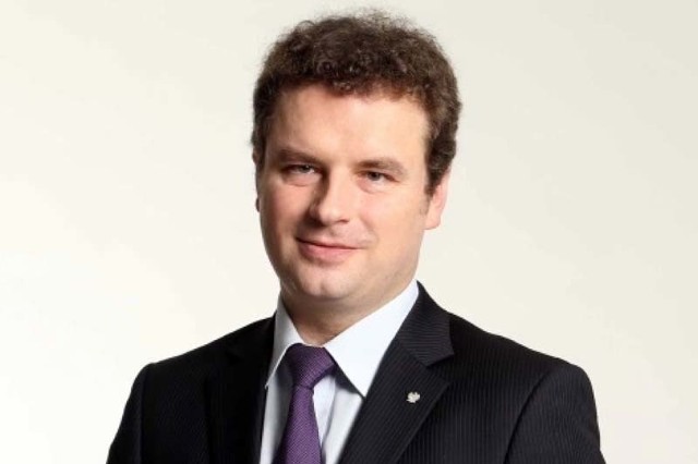 Jacek Wilk, kandydat na prezydenta z ramienia Kongresu Nowej Prawicy, sprawił sporą niespodziankę i znajduje się na czwartym miejscu w podlaskiej odsłonie Prawyborów Prezydenckich 2015