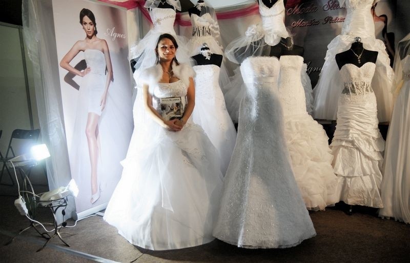 Modelki prezentowały piękne suknie ślubne (fot. Lech...