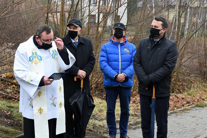 Oddanie do użytku zabytkowej kapliczki Najświętszej Maryi...