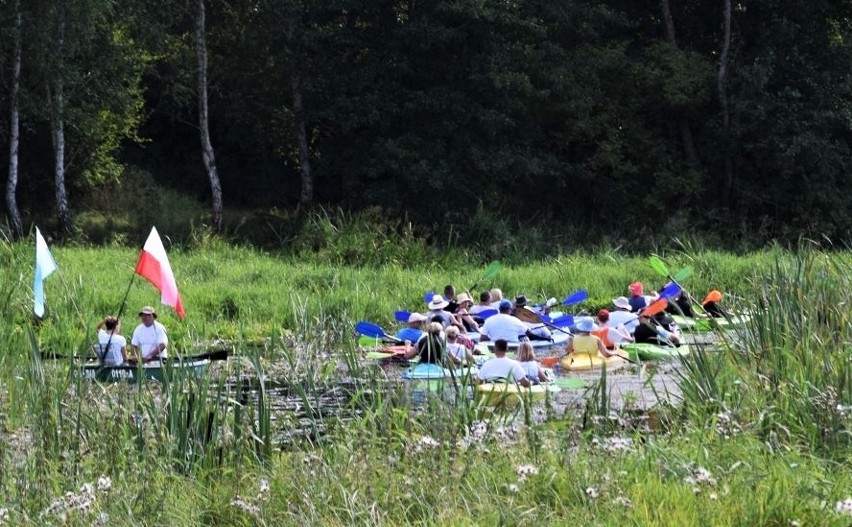 Procesja płynęła rzeką Supraśl